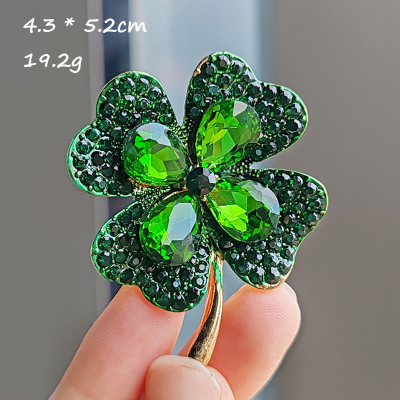 Red Clover Flower - New Minimalist Rhinestone Four Leaf Clover
